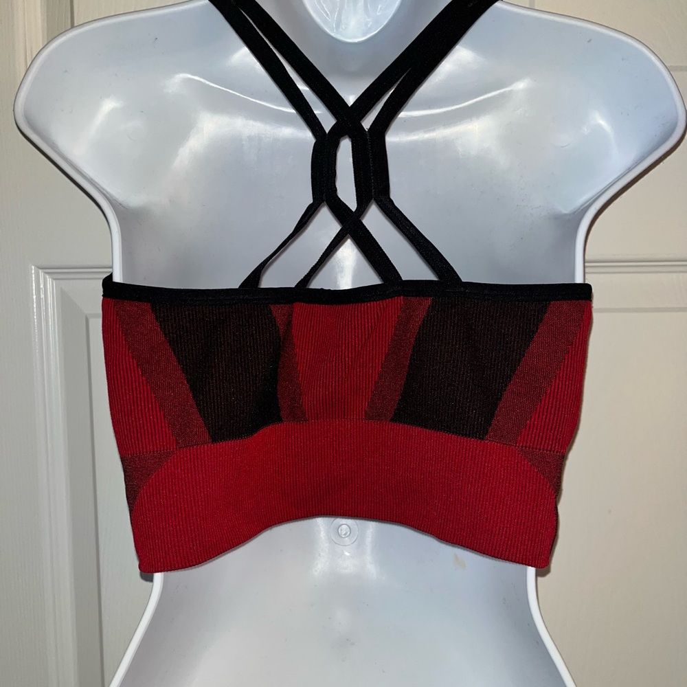 All In Motion Activewear Top - Picture 3 of 6